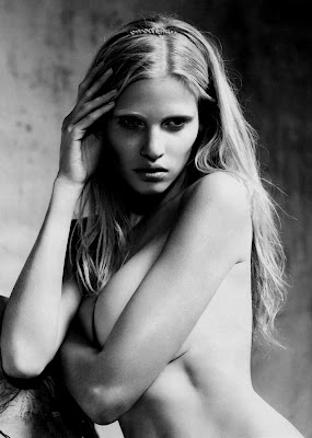 Lara Stone nude sexy for Vogue