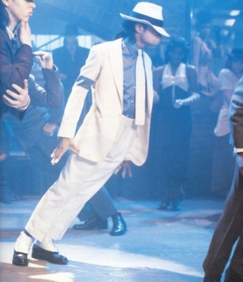 [michael-jackson-smooth-criminal-lean.jpg]