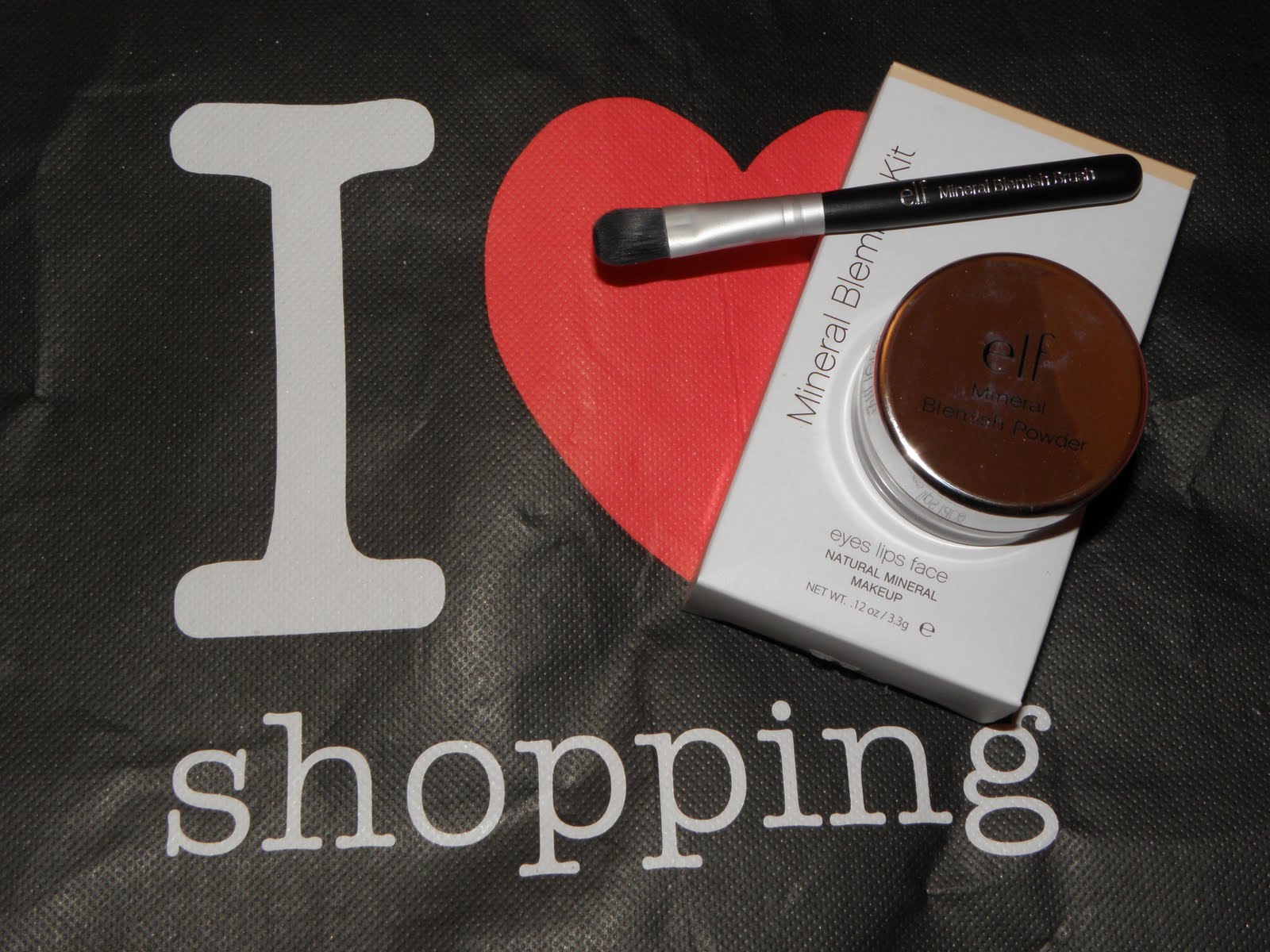 MORE OR LESS ELF Mineral Blemish Kit