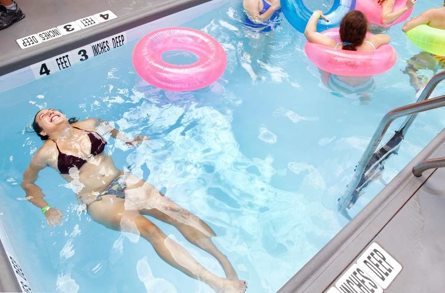 пустой бассейн. включи делают бассейн. включи делают бассейн. чистый бассейн. плавательные бассейны нью-йорка.