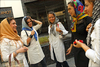 17iran.slide11 Msalim Girls enjoying in street.