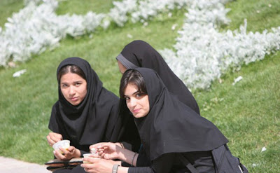 Iranian Students 580x386 Iranian Students