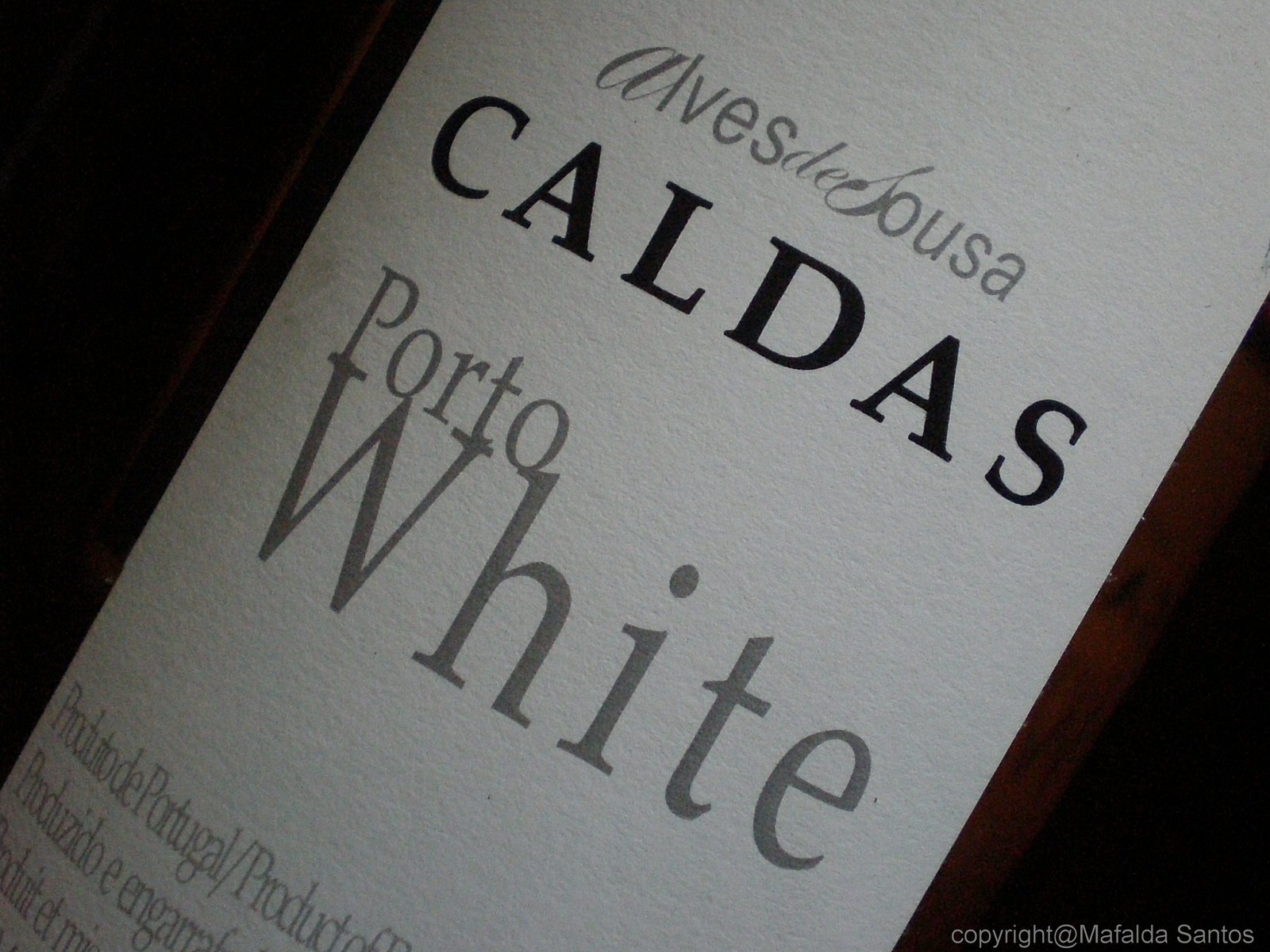 [caldas+white+copy.jpg]