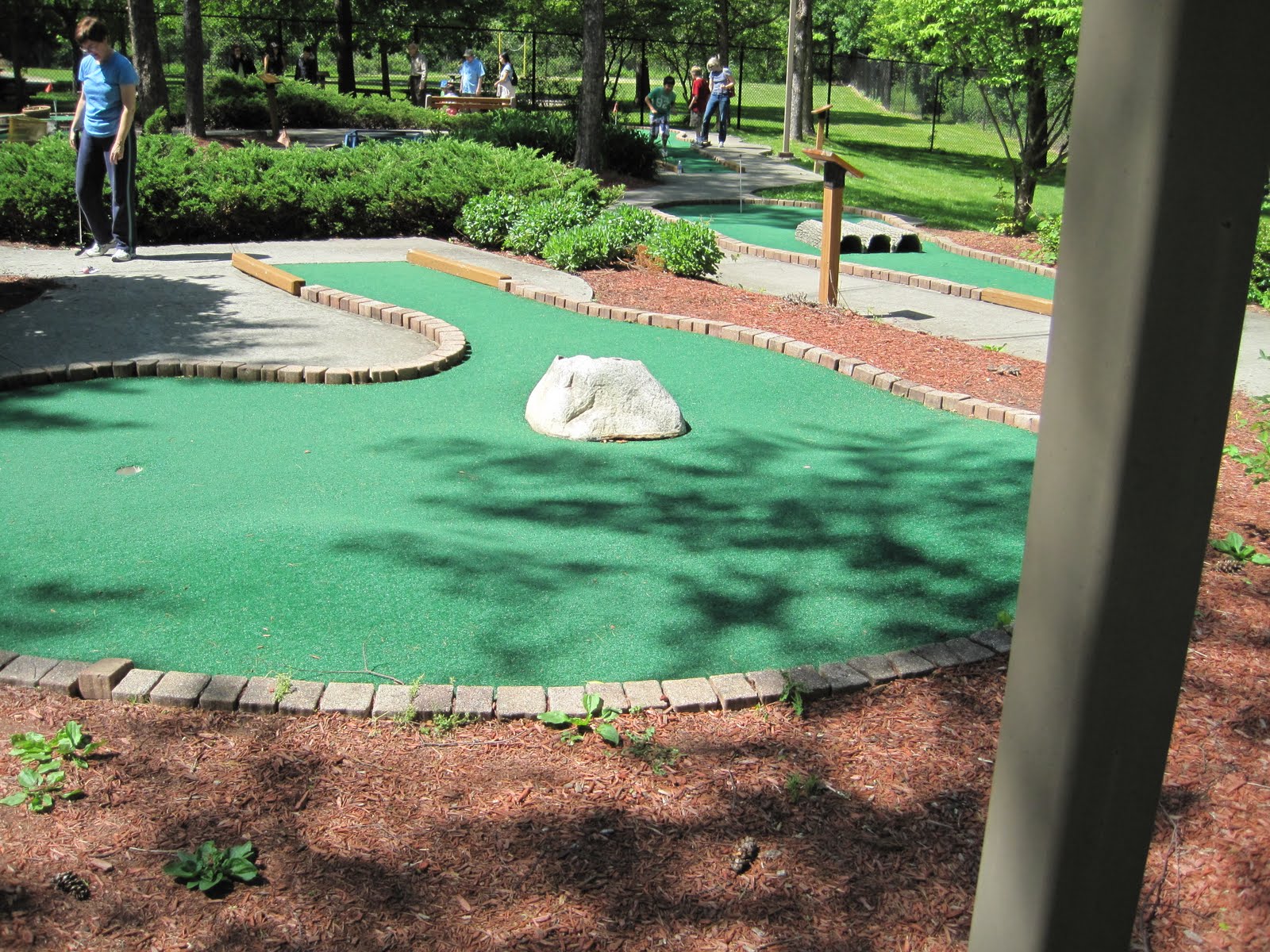 FOOD &FAMILY thoughts of an at home caregiver MINI GOLF MONDAY