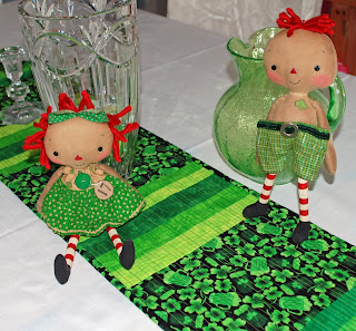 "Green Beer" is a Free St. Patrick's Day Quilted Table Pattern designed by Vickie from Spun Sugar Quilt Designs!