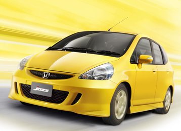 [3honda_jazz_yellow.jpg]
