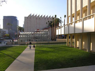 LACMA plaza