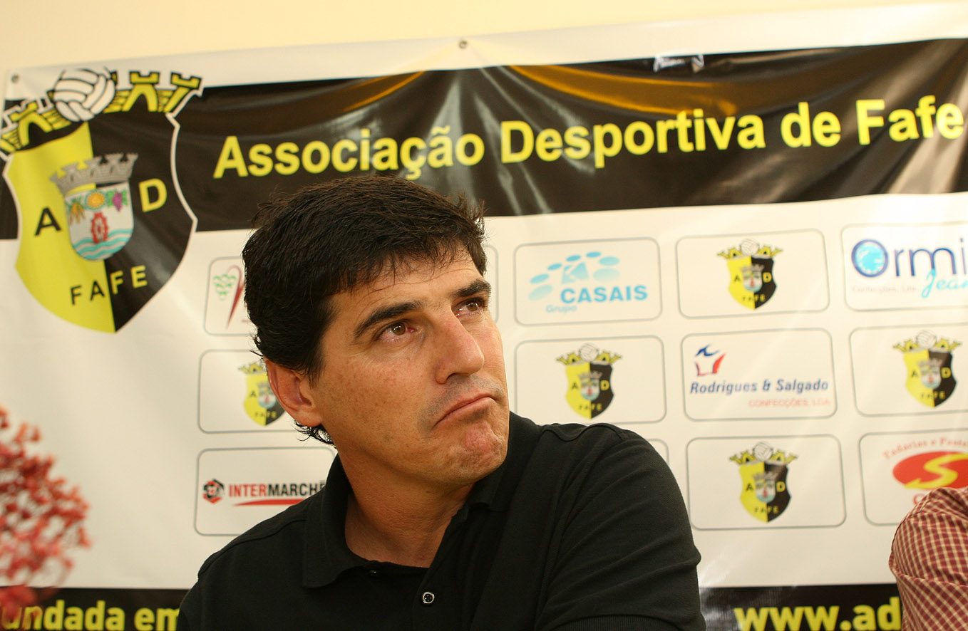 [Treinador+da+AD+Fafe.jpg]
