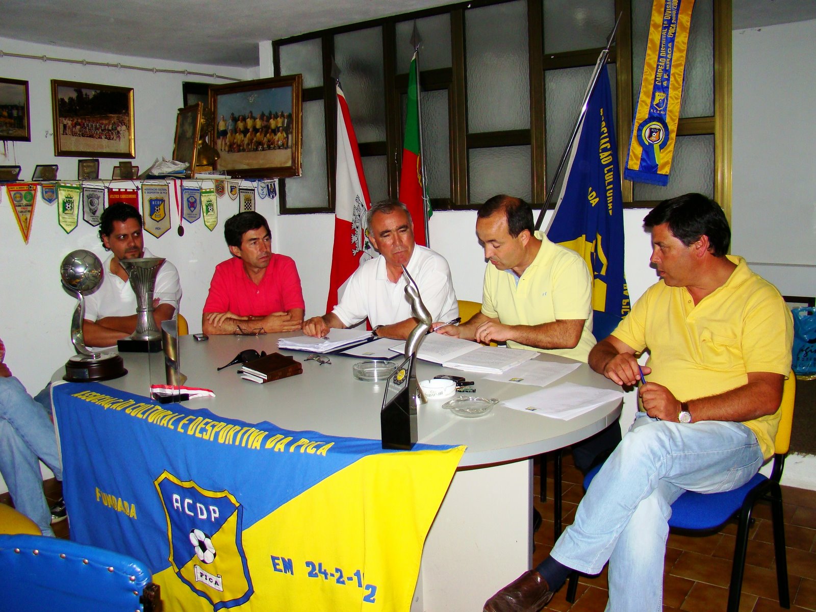 [Pica+Apresentação+-+Direcção+1.JPG]