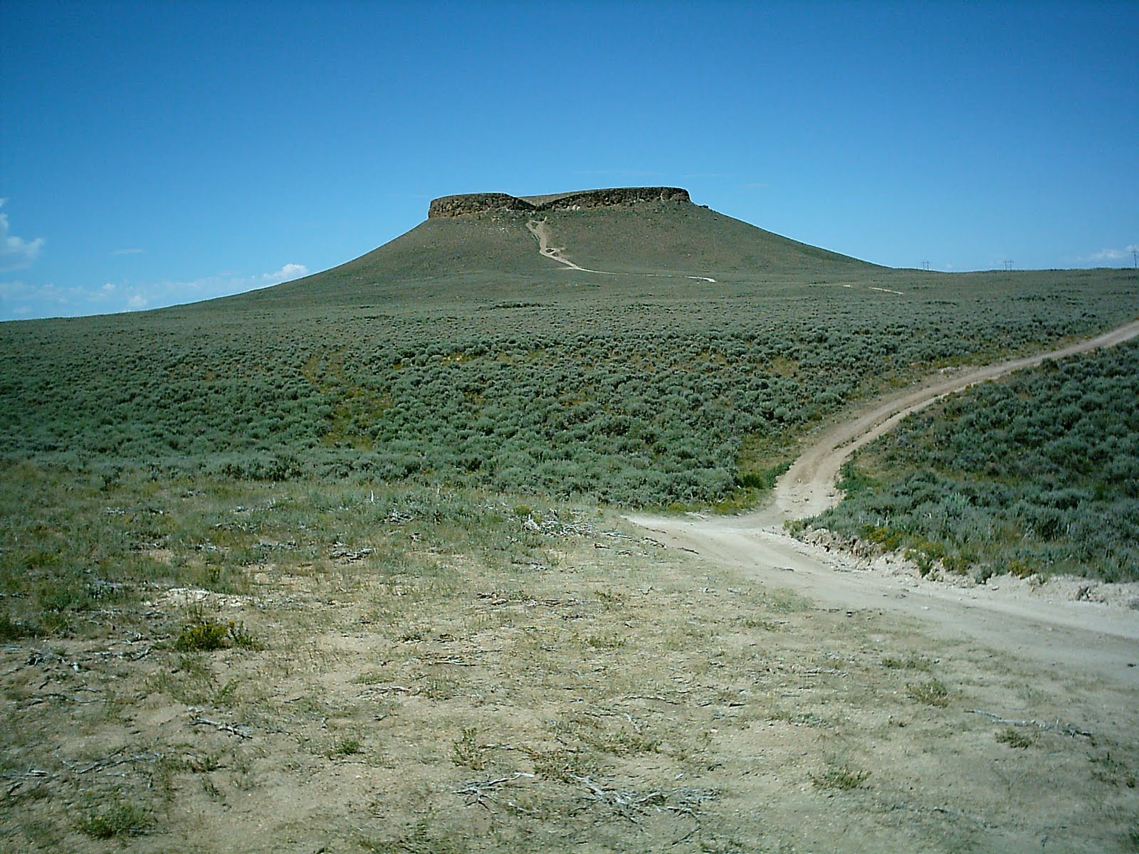 On The Road WILD HORSE LOOP & PILOT BUTTE, WY