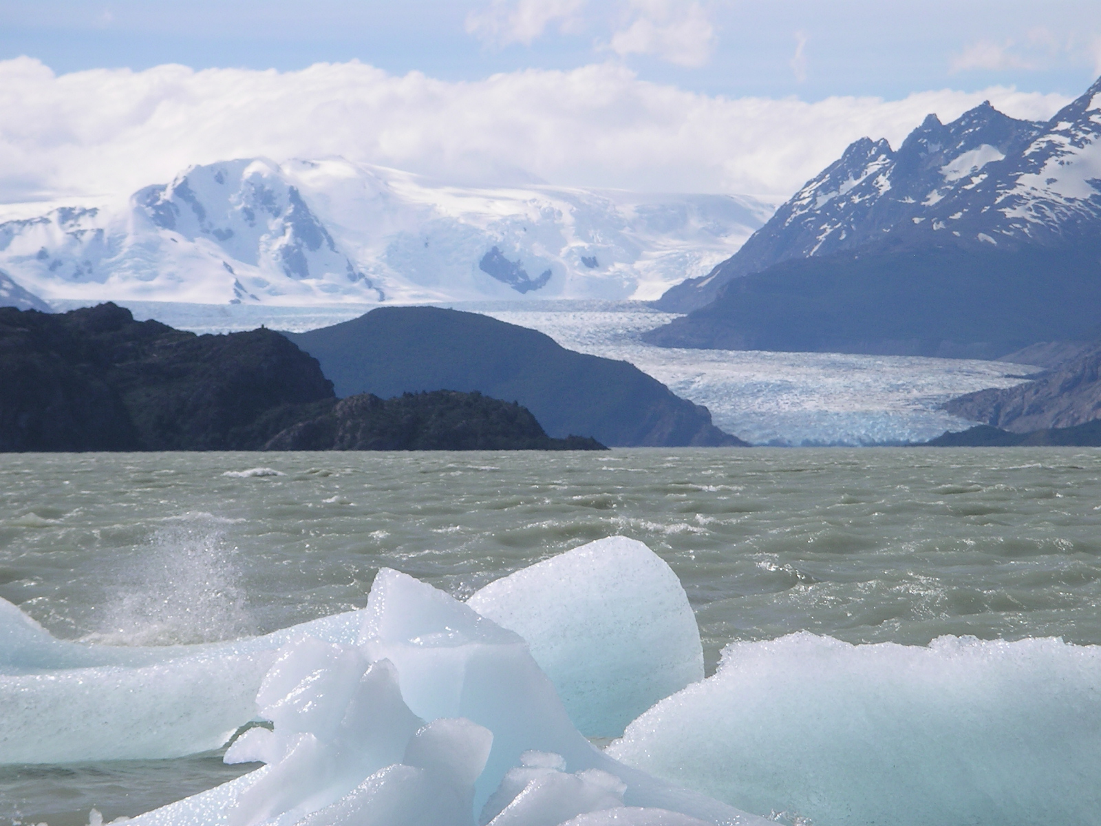 [Glaciar Grey.jpg]