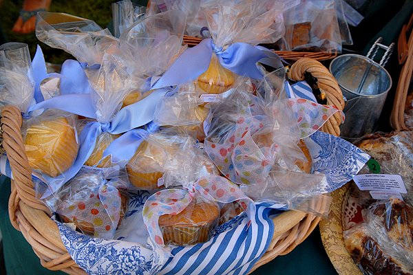 [bakesale-2.jpg]
