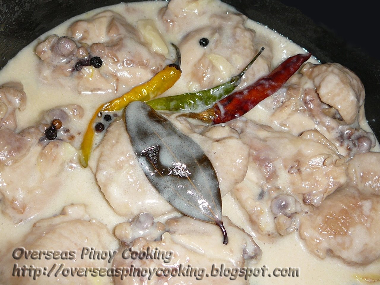 [Adobong+Manok+sa+Gata.JPG]
