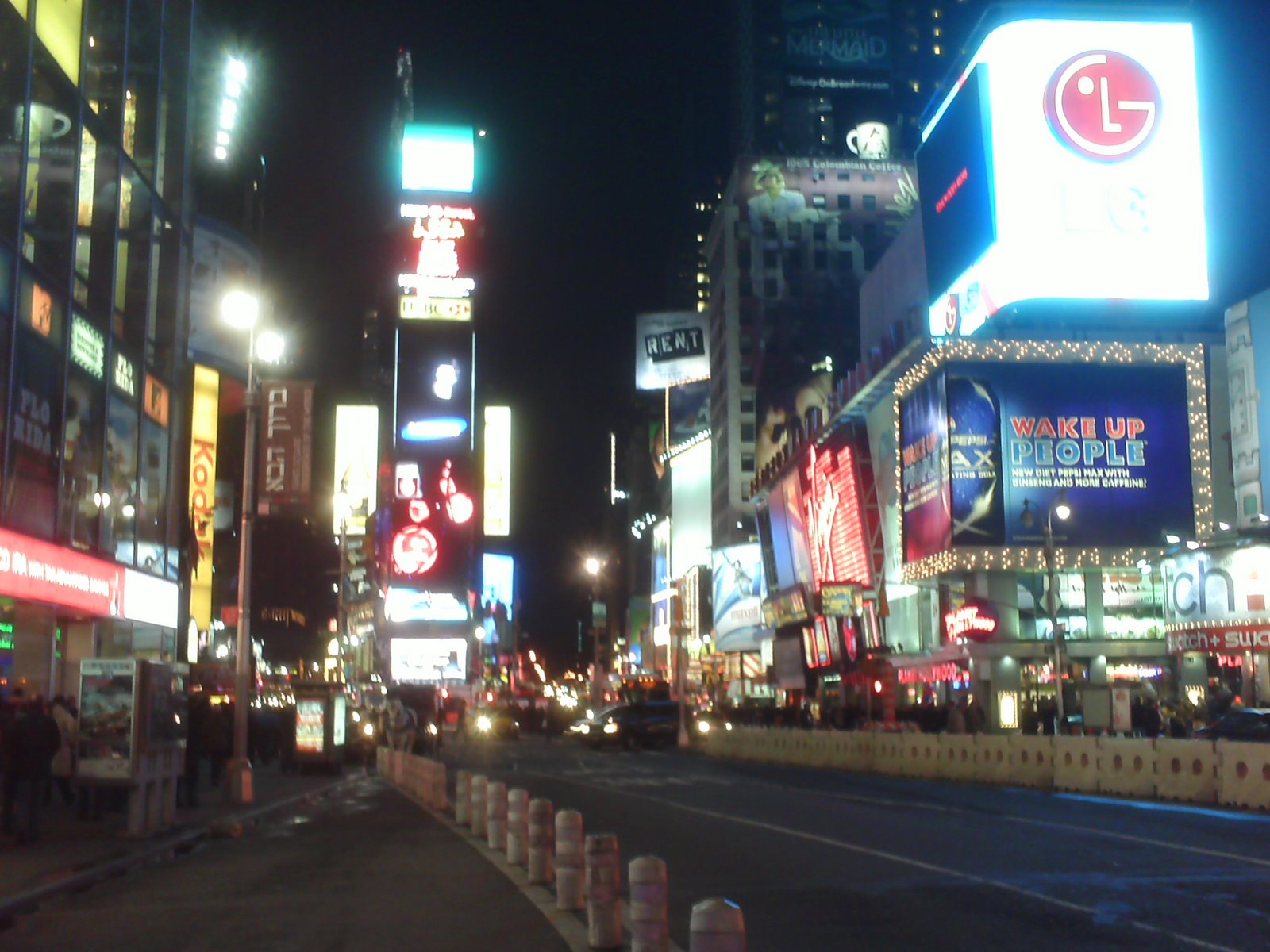 [PICT0745.JPG]