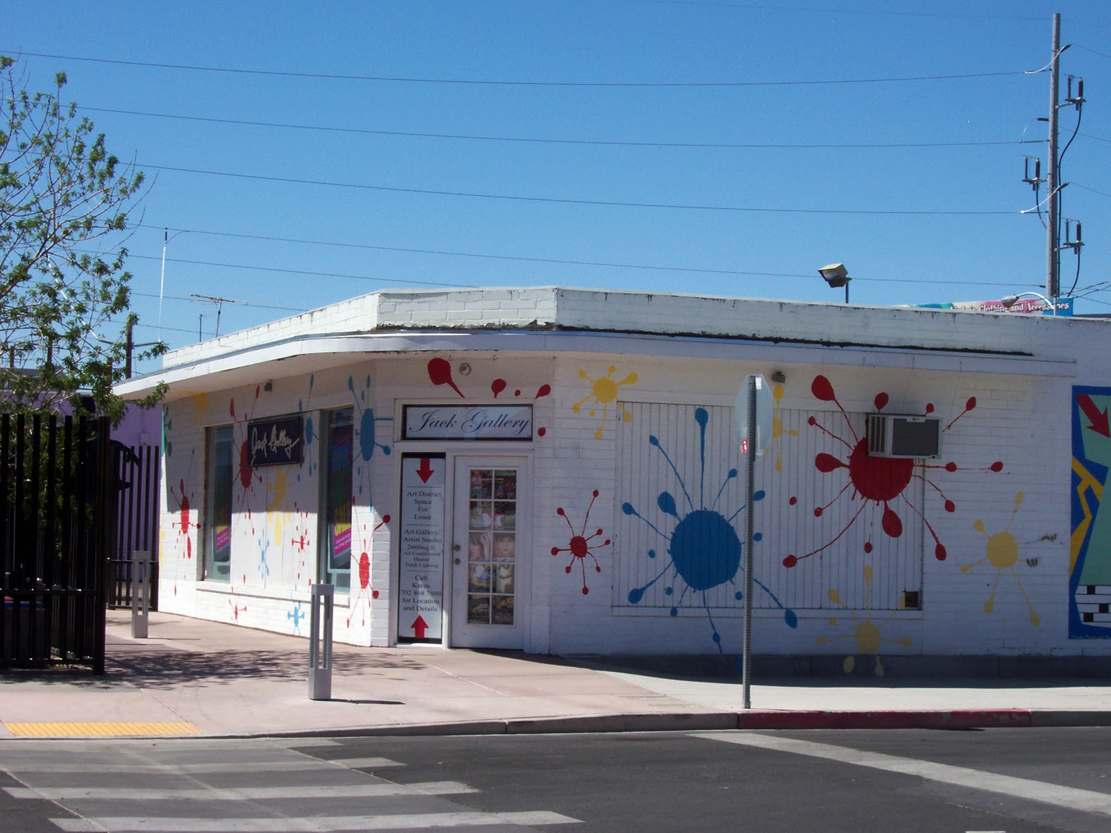Las Vegas Arts and Culture Art Moderne... Las Vegas' rediscovered architectural past...
