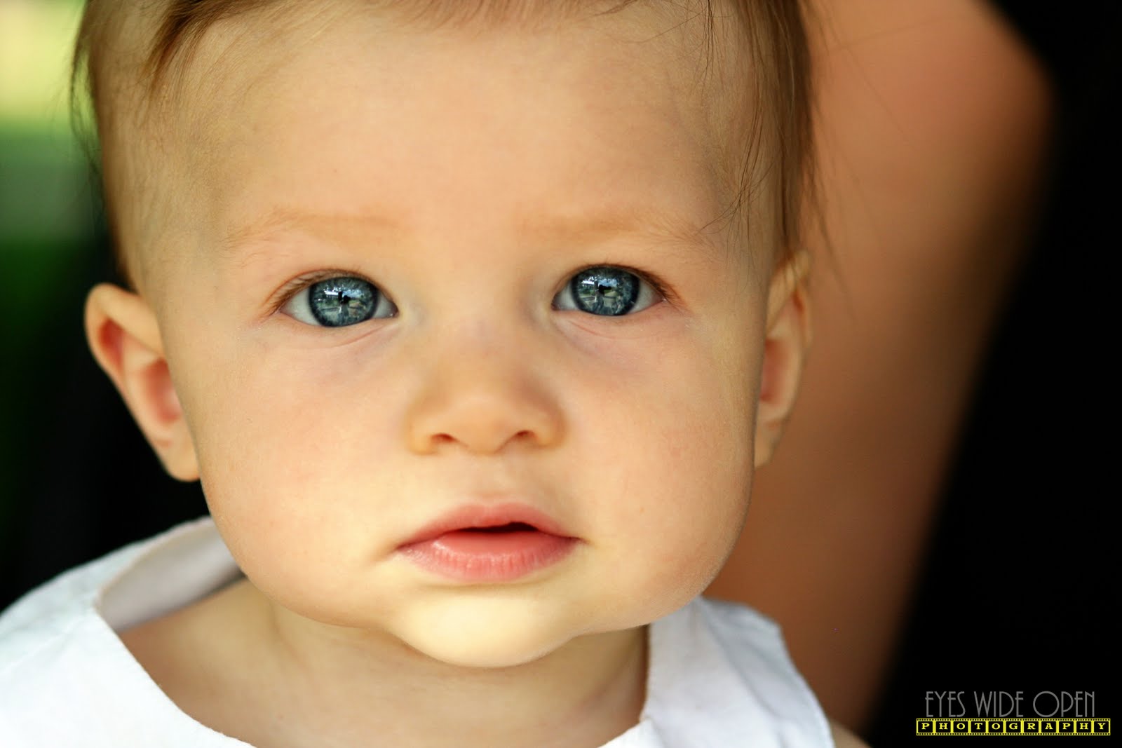 Eyes WideOpen Photography Utah Wedding Photographers blue eyes