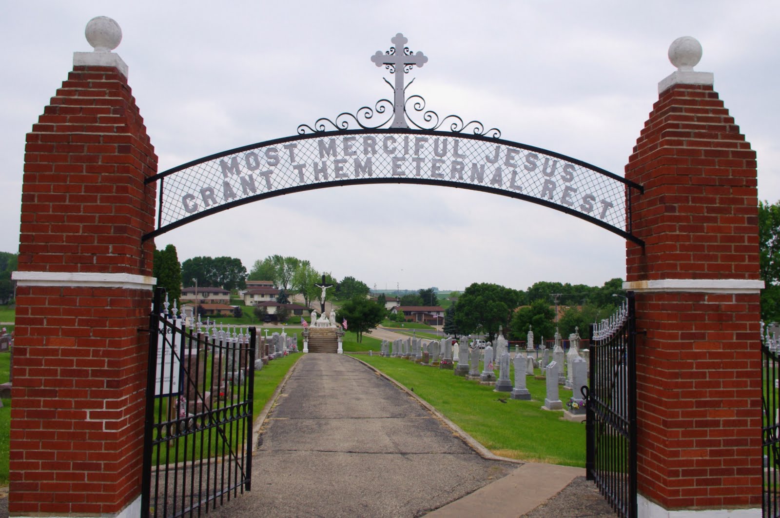 Heather Lucille wi vacation dickeyville grotto (day 1)