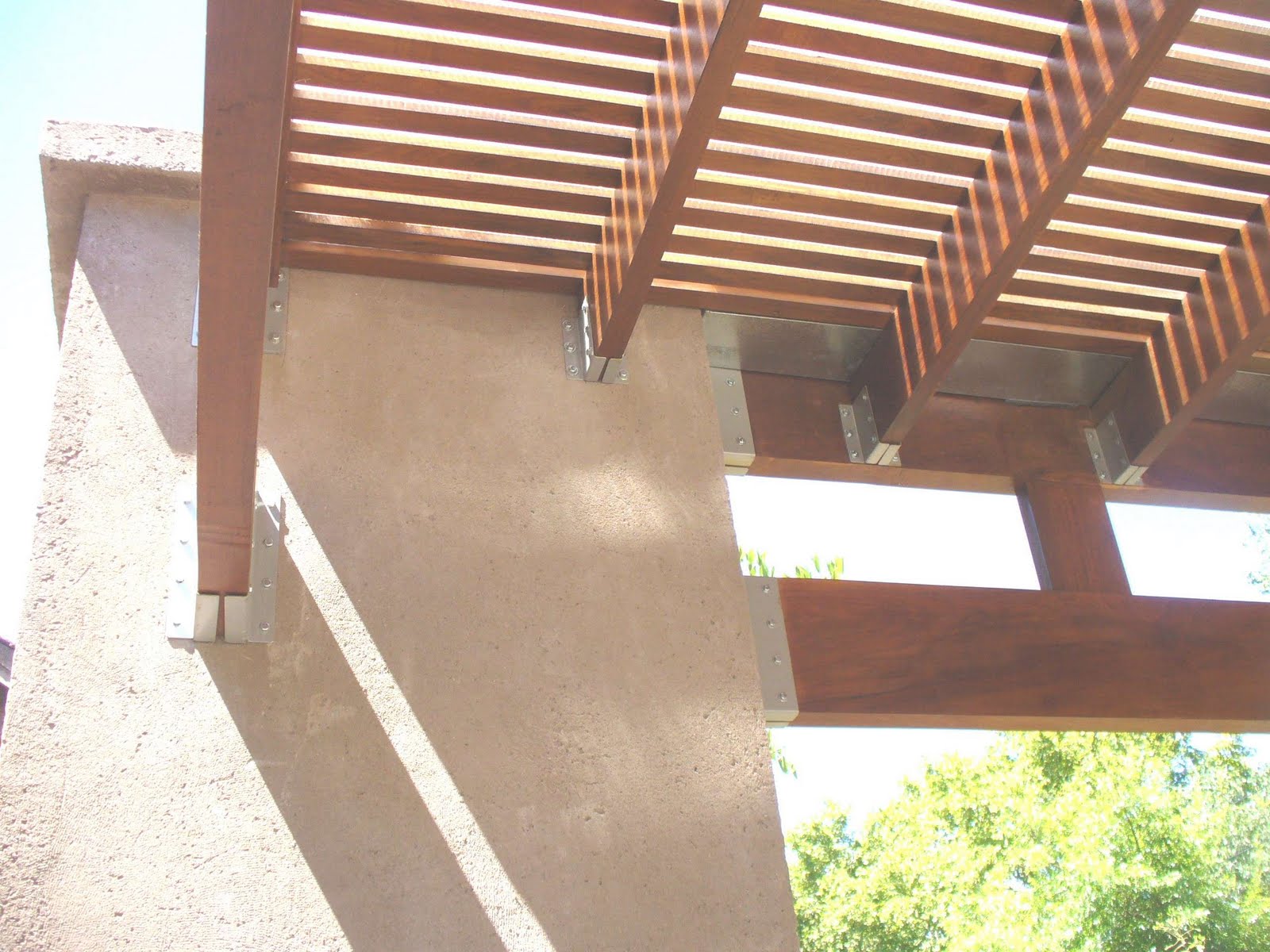 .: Pérgolas con cubierta