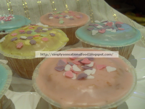 [CUP+CAKE+1.jpg]