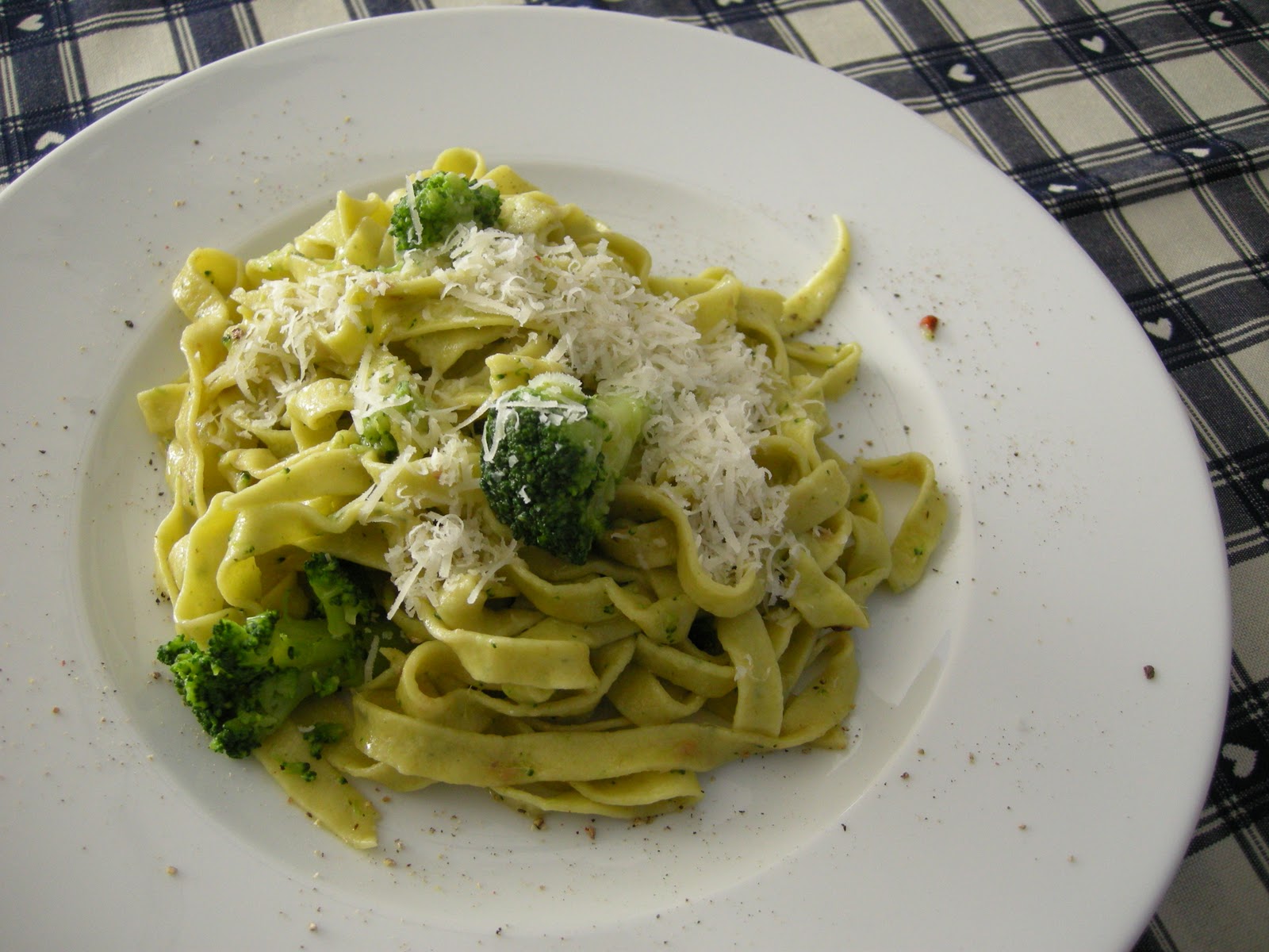 Frullato di ricette TAGLIATELLE AI BROCCOLI