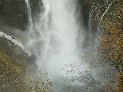 華厳の滝2