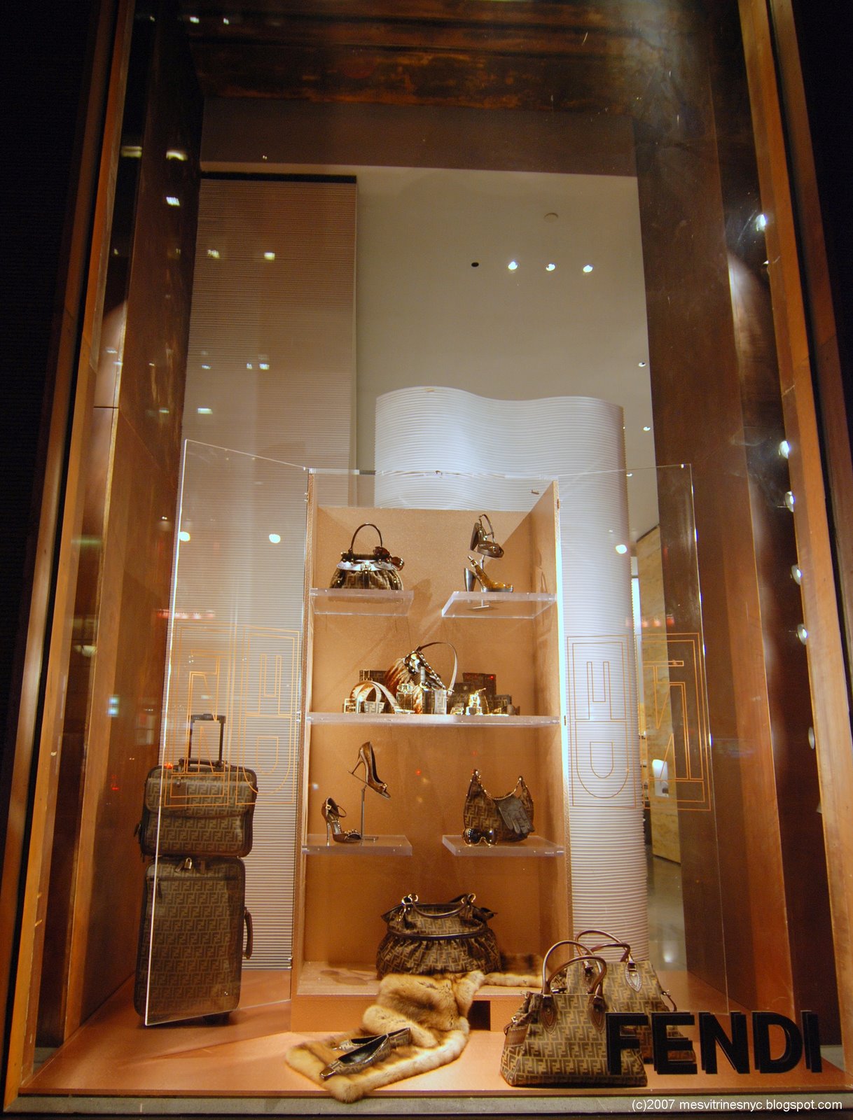 MesVitrinesNYC Les calendriers ou armoires de Noël…