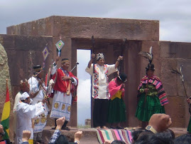 CEREMONIA SIMBOLICA EN TIWANAKU