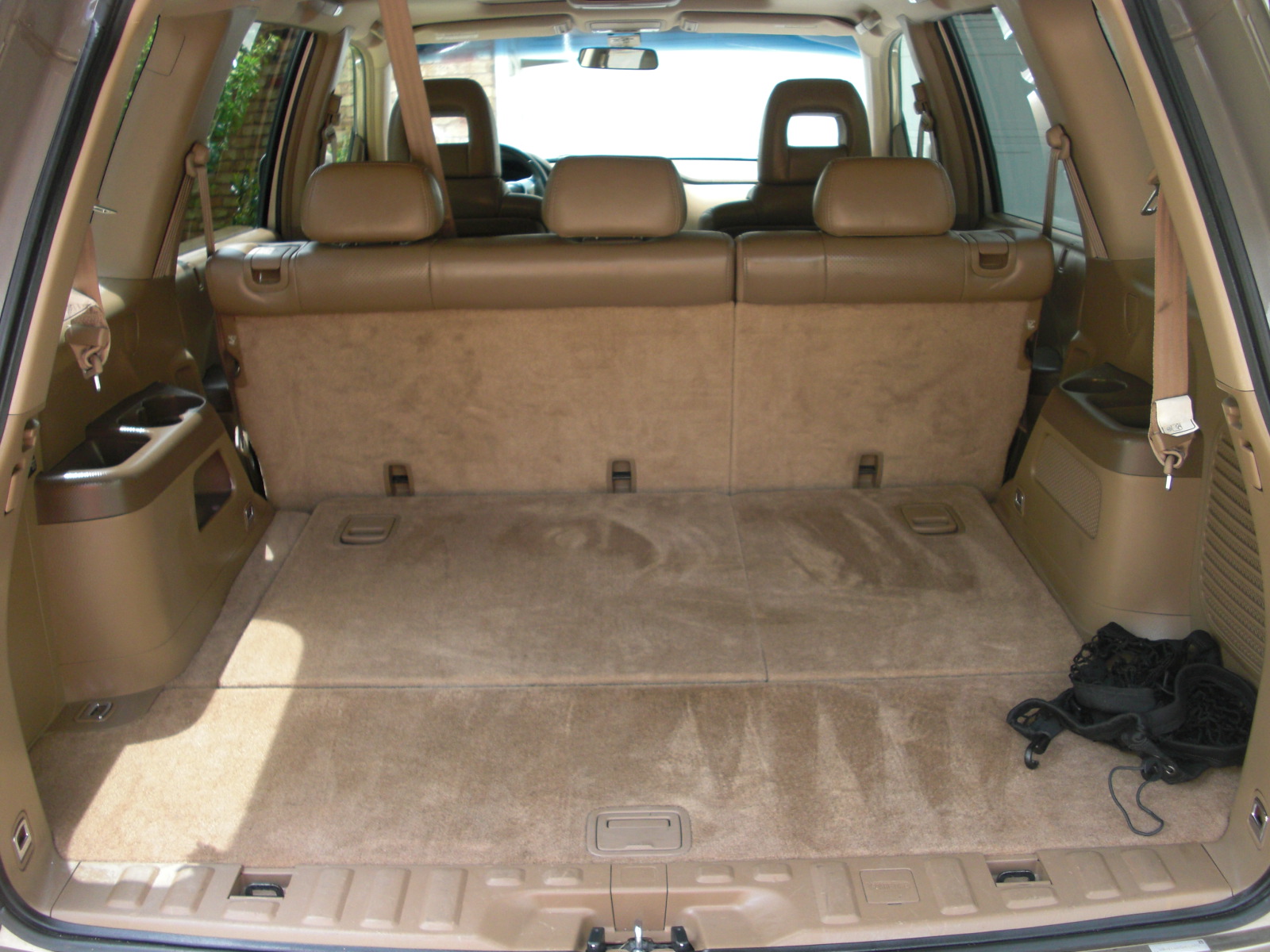 2005 Honda Pilot EXL Third Row Seats/Trunk