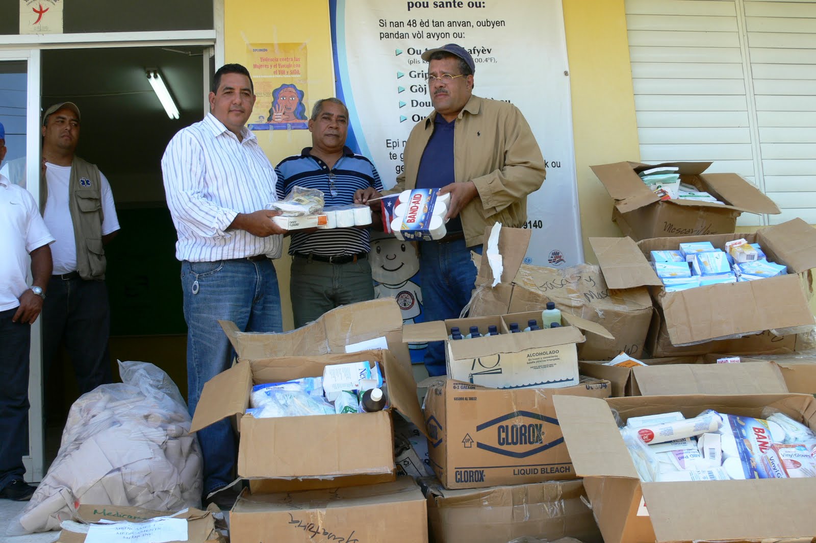 [medicamentos_Jimani[1].JPG]