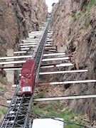 45 degree incline railcar down to river at Royal Gorge 2009