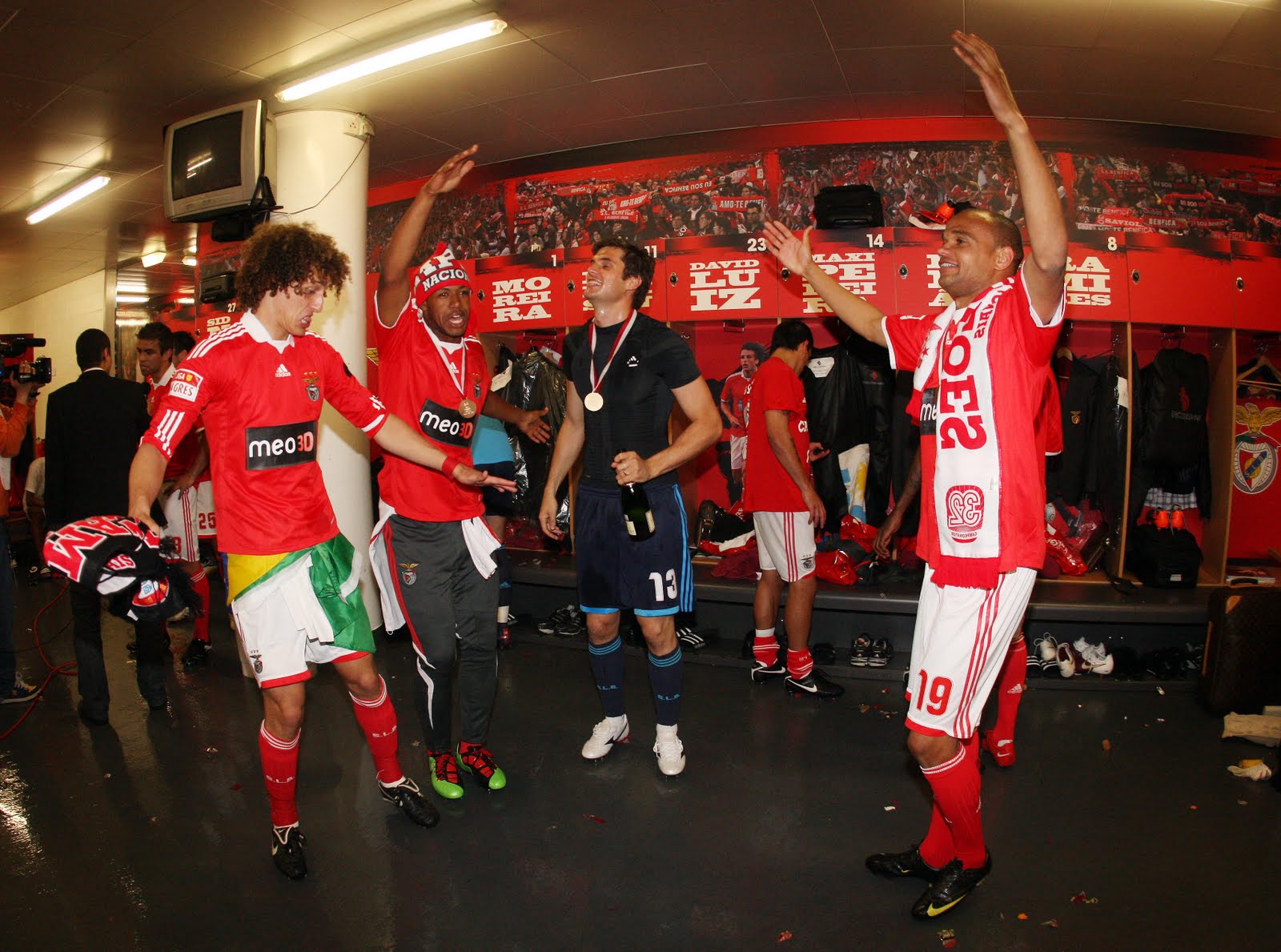 O Blog do Bernas O Benfica Campeão 2009/2010 em Imagens