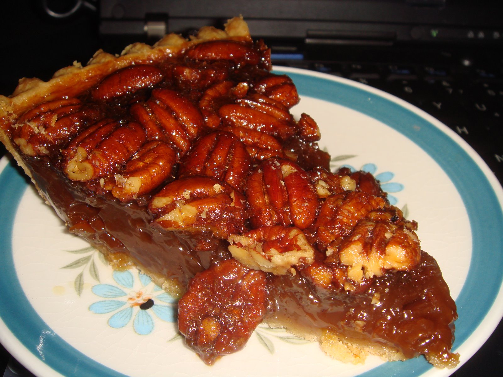 [Cake+Shop+Pecan+Pie.jpg]