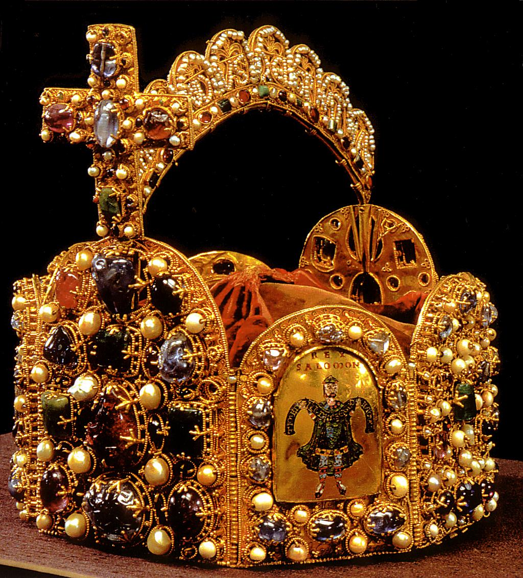 Coroa de Carlos Magno, primeiro imperador sagrado pelo Papa