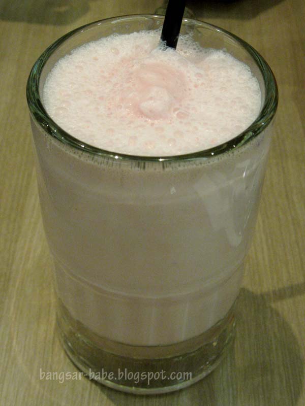 [Strawberry+Milkshake.jpg]