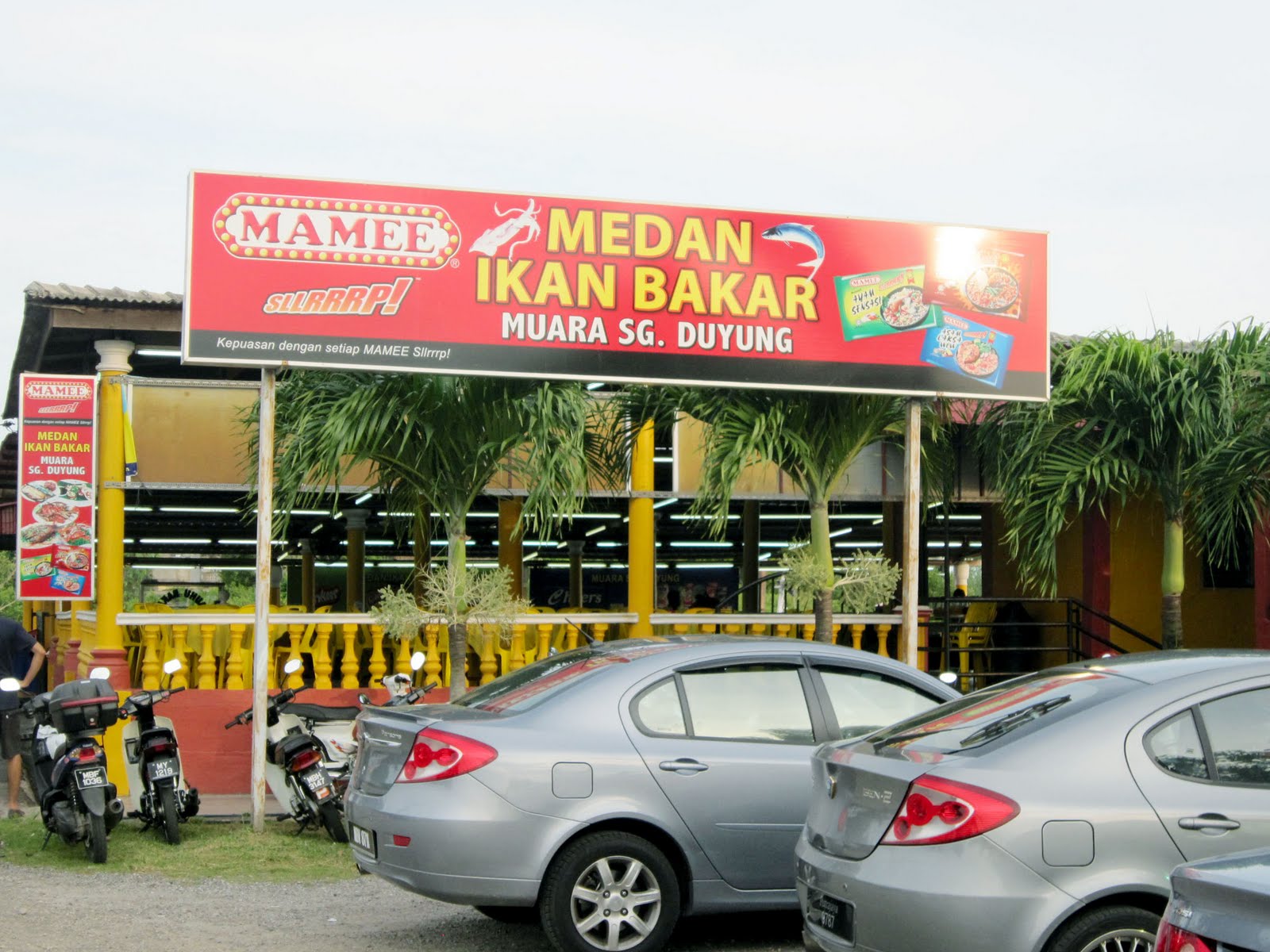 Ikan bakar muara sungai melaka