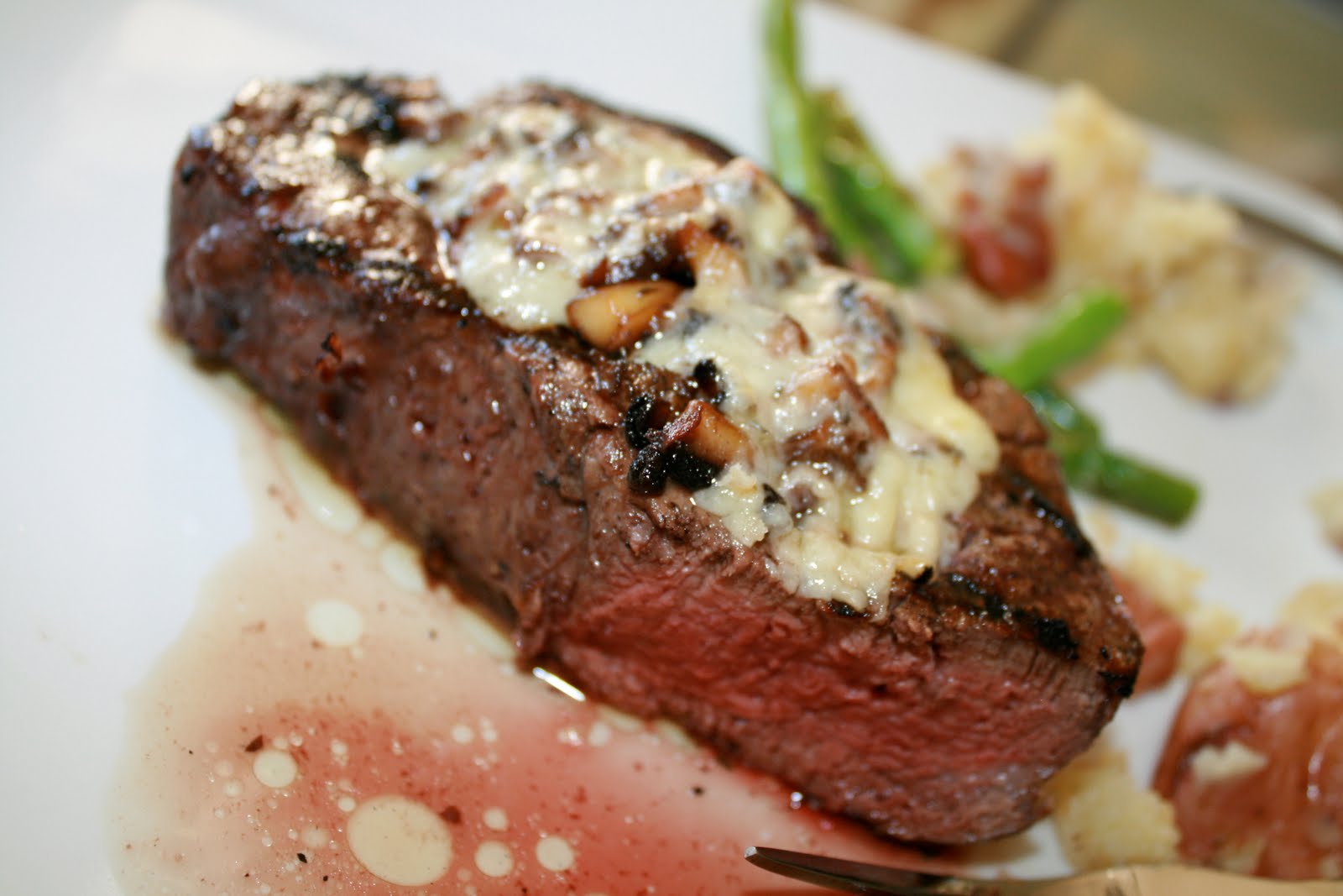 m+m The Steak That Goes with the Mushroom Steak Topper