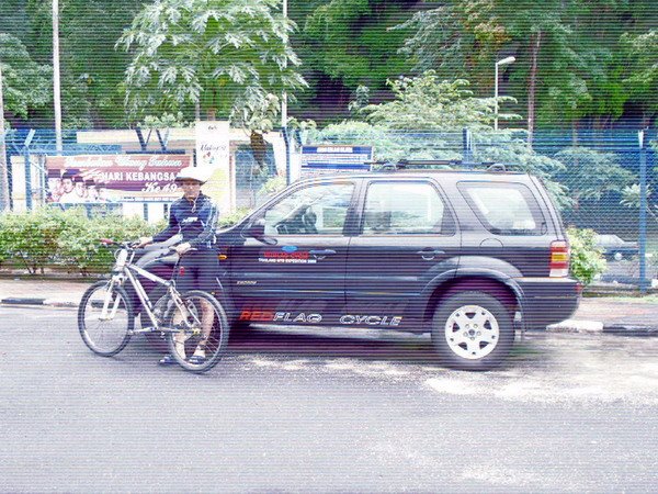 [Ford-Red+Flag+XPDC+toThailand+2006+005.jpg]