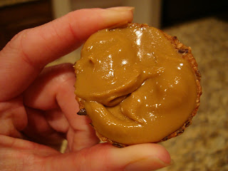 Crakers spread with sunflower seed butter - 5