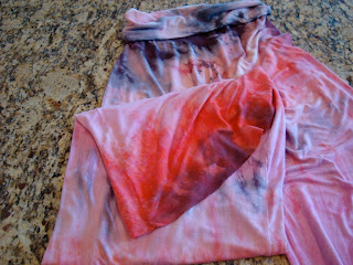 Tie-dyed yoga pants - 13