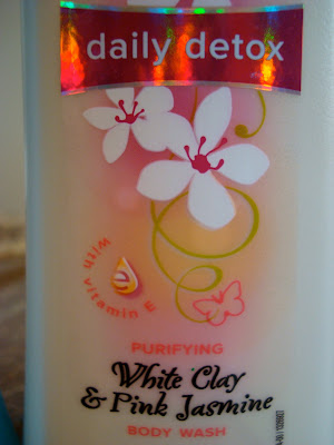 Body Wash in White Clay & Pink Jasmine 
