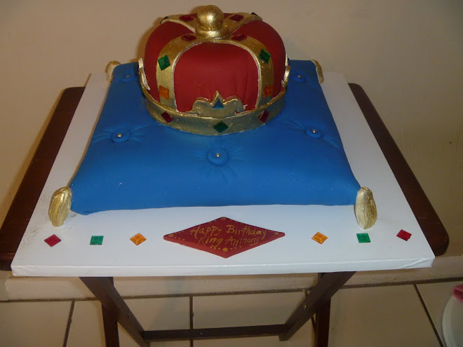 Anthony's King Crown Cake