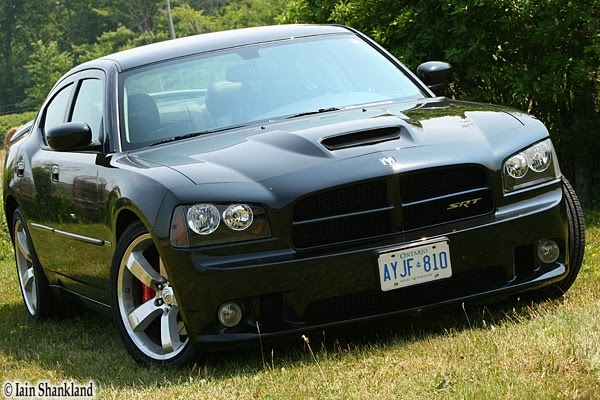 Muscle Cars: Dodge Charger SRT8