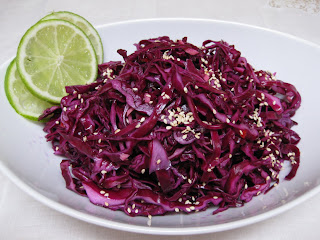 Munch+Nibble: Asian Pickled Cabbage - An Easy Side Dish
