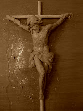 Crucificado a pequeña escala