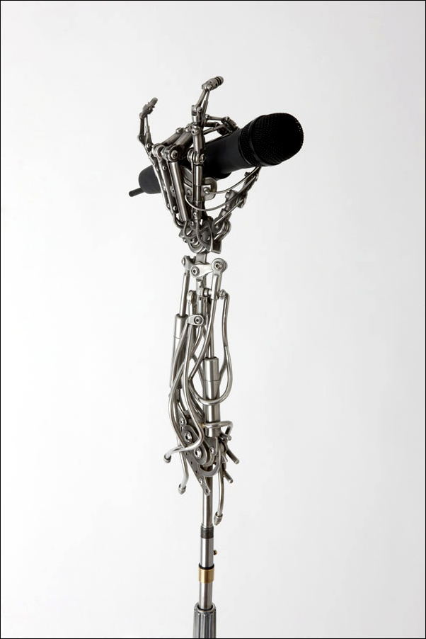 DARVIN SILVA! Biomechanical Mic Stand