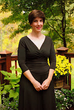 Elizabeth Norton, lyric soprano