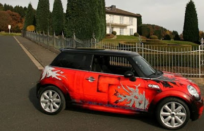 24 Cars blue Sky: MINI Cooper S pimped with almost 40,000 Swarovski