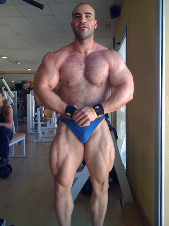 Muscle Lover Unknown Spanish Amateur Bodybuilder Posing