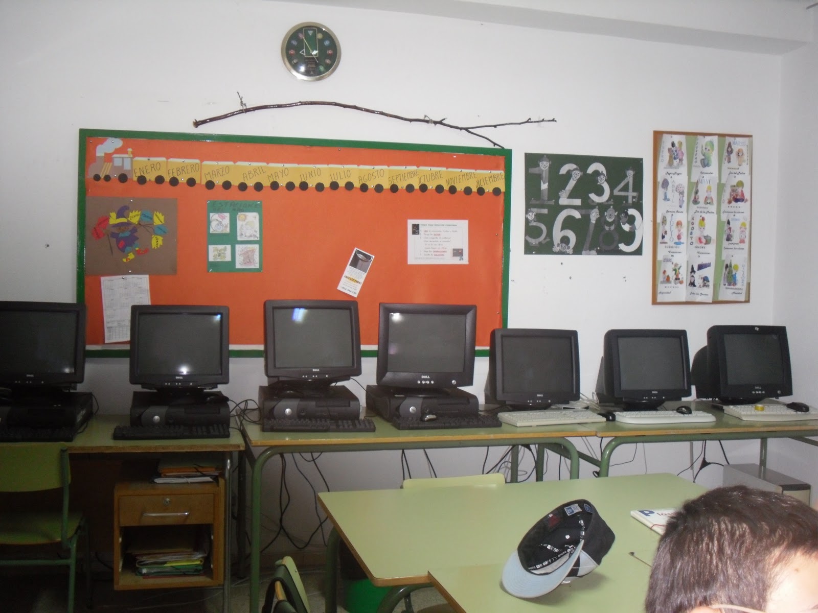 Educación Especial en el I.E.S. Tamogante: DISTRIBUCIÓN DEL AULA ENCLAVE