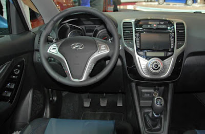 Mobil Hyundai ix20 MPV new B-segment 2010